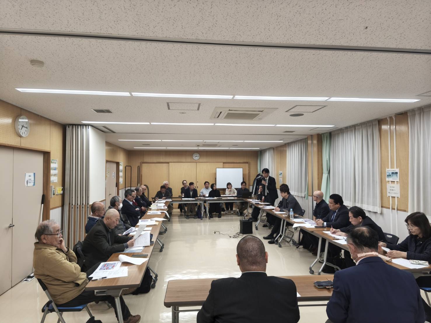 都議会議員　尾島　紘平